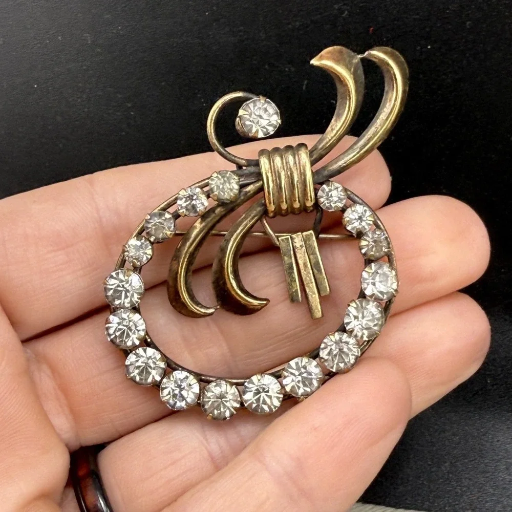 Vintage‎ Tru-Kay Gold Filled Brooch Rhinestone Paste
